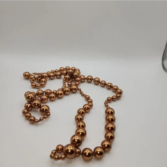 Isaac Mizrahi Live! Graduated Simulated Pearl Necklace NWOT - Picture 4 of 8